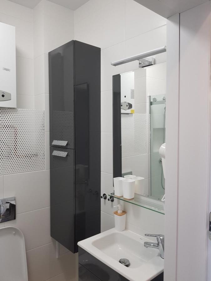 Apartament Dworcowa 100 M Do Pkp Kolobrzeg Ngoại thất bức ảnh